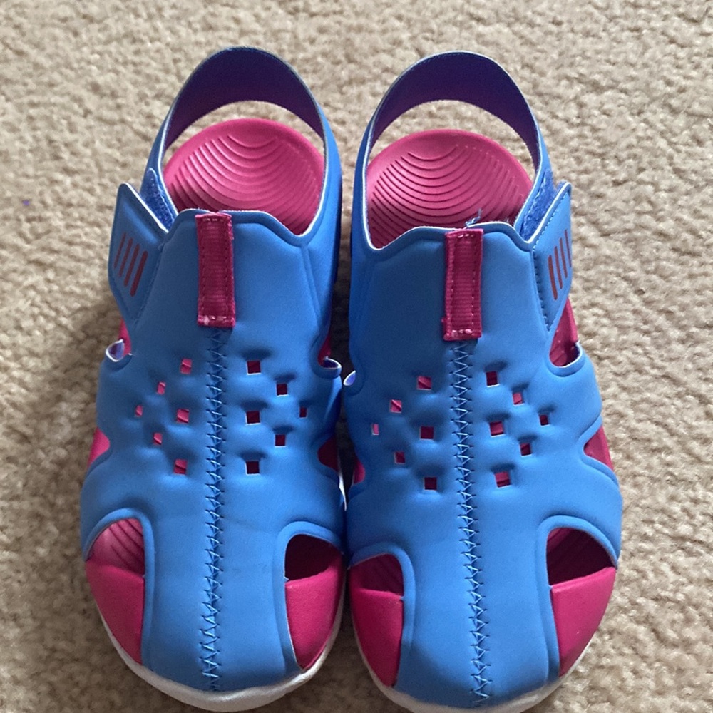 Girls summer shoe bundle - Picture 5 of 5